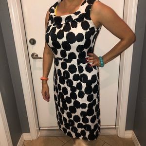 super cute black and white dress